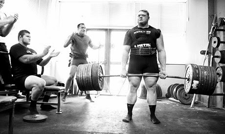 benedikt magnusson strongman ivanov IRON-BODY kulturistika fitness trojboj zdravie