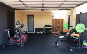 IRON BODY Domáca posilňovňa